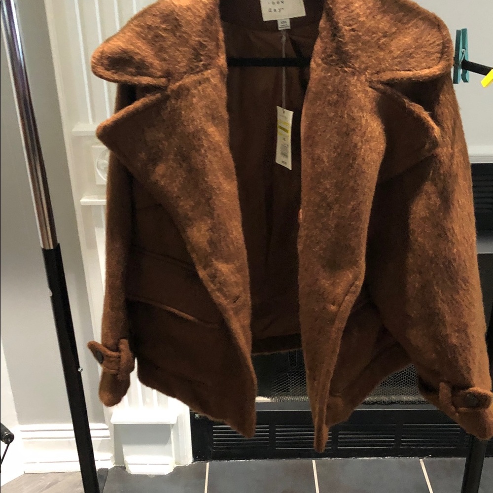 Wool-Blend Brown Short Coat - Women's Jacket a new day - Picture 3 of 7